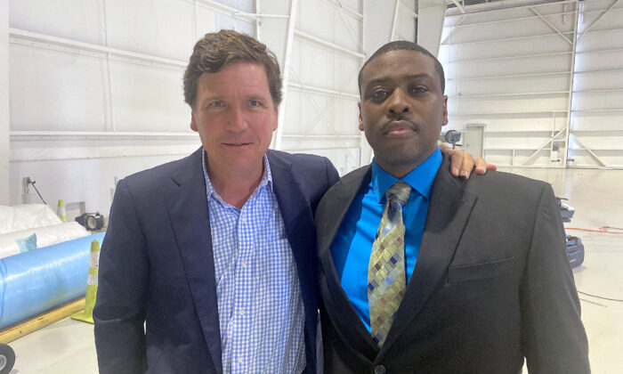 Fox News host Tucker Carlson and former U.S. Capitol Police Lt. Tarik Johnson during taping in Florida of Tucker Carlson Tonight on March 3, 2023. (Photo courtesy of Tarik Johnson)