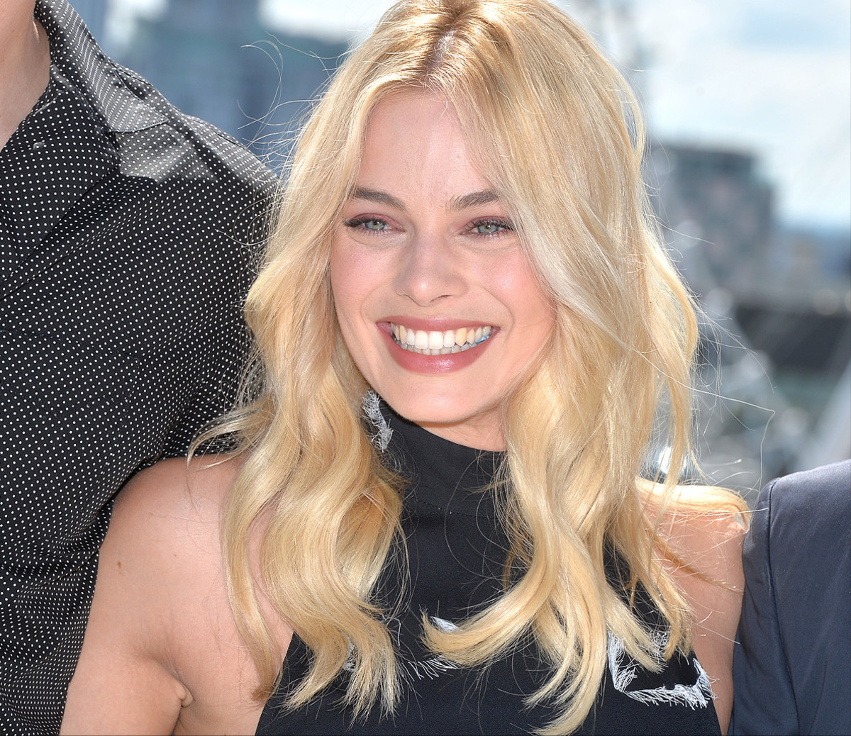 margot-robbie-13-main.jpg