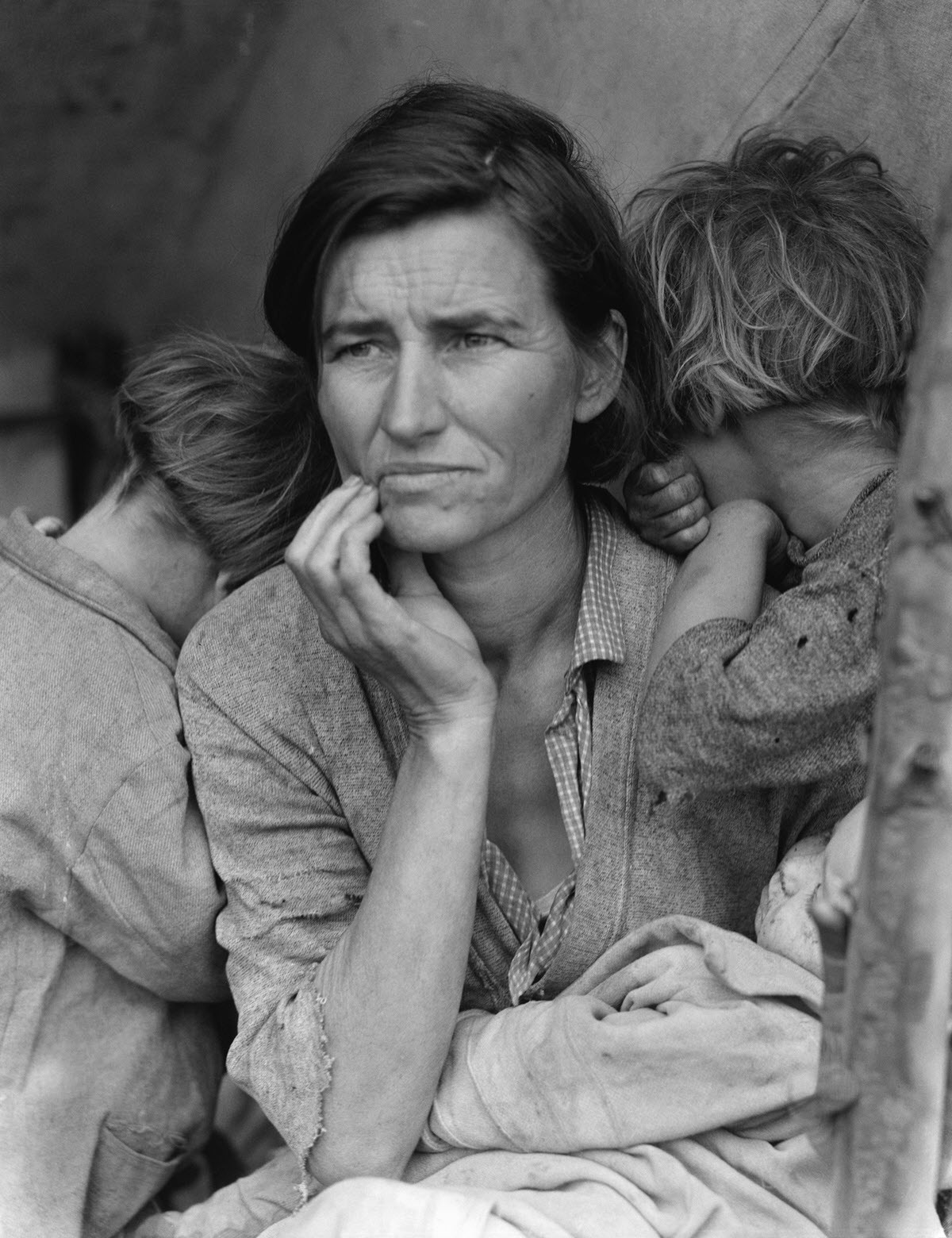 famous-photographs-Dorothea.Lange_.1936-migrant-mother.jpg